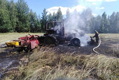В Буда-Кошелевском районе спасатели ликвидировали возгорание трактора
